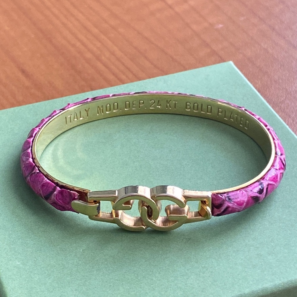 Authentic vintage Gucci hot pink snakeskin bangle bracelet
